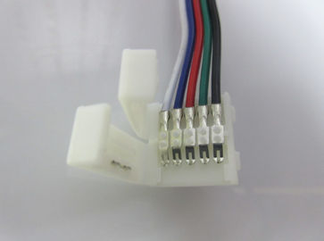 China 5pin solderless llevó el conector para la tira llevada RGBW proveedor